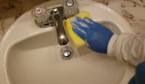 scrub-sink
